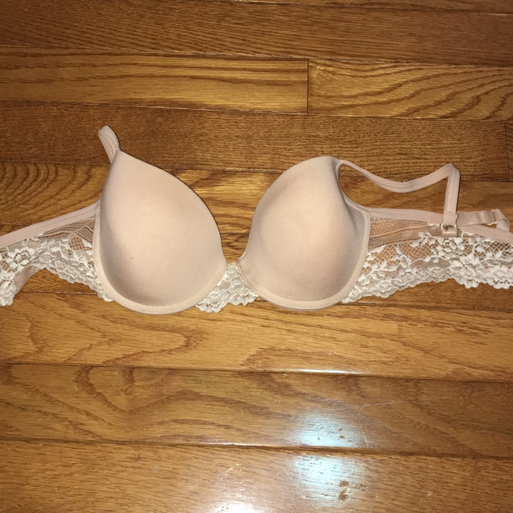 Beautiful white lace nude adjustable push up bra